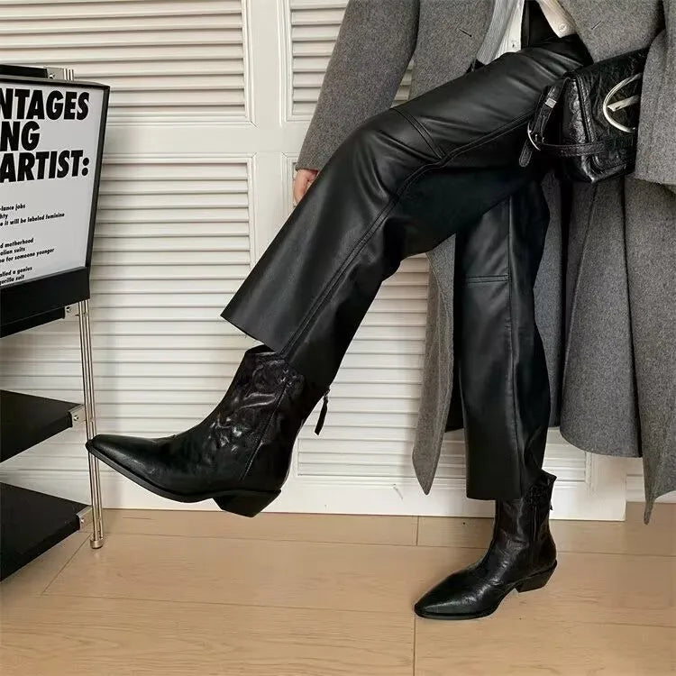 Designer Brand Cowhide Fashion Pointy V-cut Retro Cowboy Boots with Thick Western Ankle Boots for Women Hot Selling