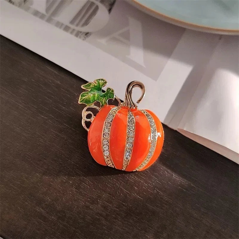 Halloween Pumpkin Brooch for Women All-season Universal Oil Dripping Badge Clothes Bag Scarf Accessories Brooch
