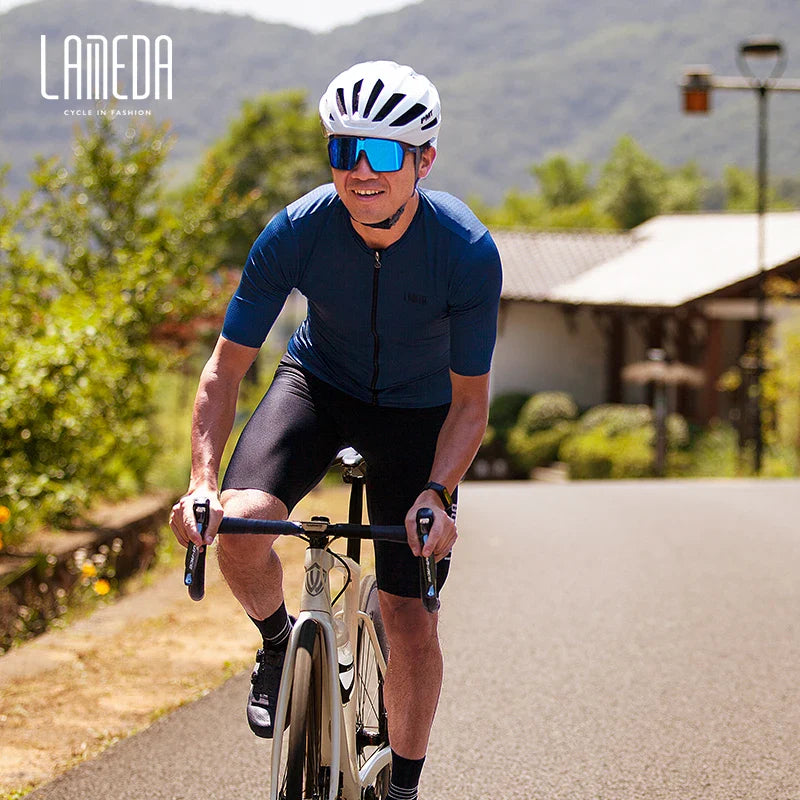 Lameda vêtements de cyclisme été hommes à manches courtes séchage rapide respirant maillot de cyclisme Shorts de cyclisme ensemble de sangles pour hommes