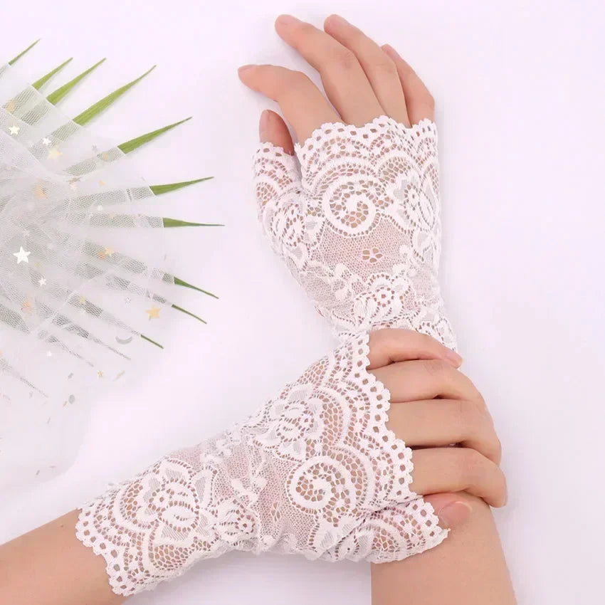 1 Pair Summer Autumn Sexy Lace Gloves Girls Women Sunscreen Short Gloves Fingerless Driving Gloves Half Finger Mittens Elastic