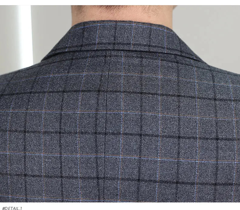 Chemise habillée cintrée à carreaux pour homme, coupe ajustée, style occidental, décontractée et tendance.