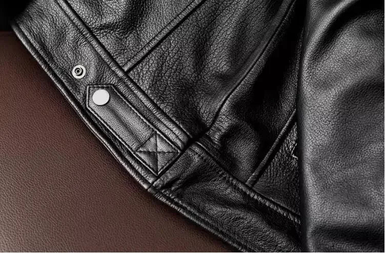 Vente en gros. Vêtements 100 % cuir de vachette véritable. Brésilien. Mode. Coupe ajustée, veste en cuir naturel. Motard homme. Clientes brasileiros