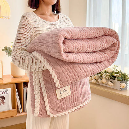 Category A Thickened Jacquard Velvet Autumn Warm Winter Blanket Soft Delicate Warmth Sofa Blankets for Thorw Comfortable Duvet