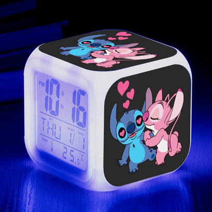 Points réveil veilleuse 7 couleurs changeantes LED Anime Lilo & Points Stitch décoration de bureau pour la maison cadeau d'anniversaire de Noël pour enfants de bande dessinée