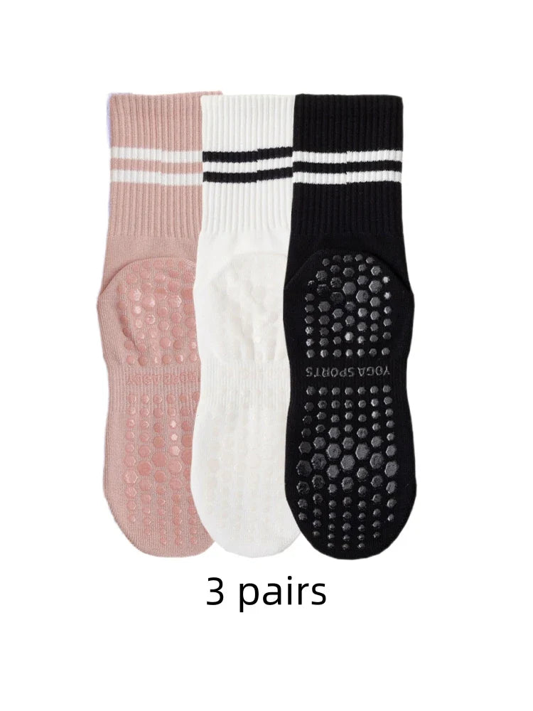 3 paires de chaussettes de yoga, longueur moyenne, en pur coton antidérapant avec silicone pour fitness et Pilates en intérieur, chaussettes de sport en gros pour femmes.
