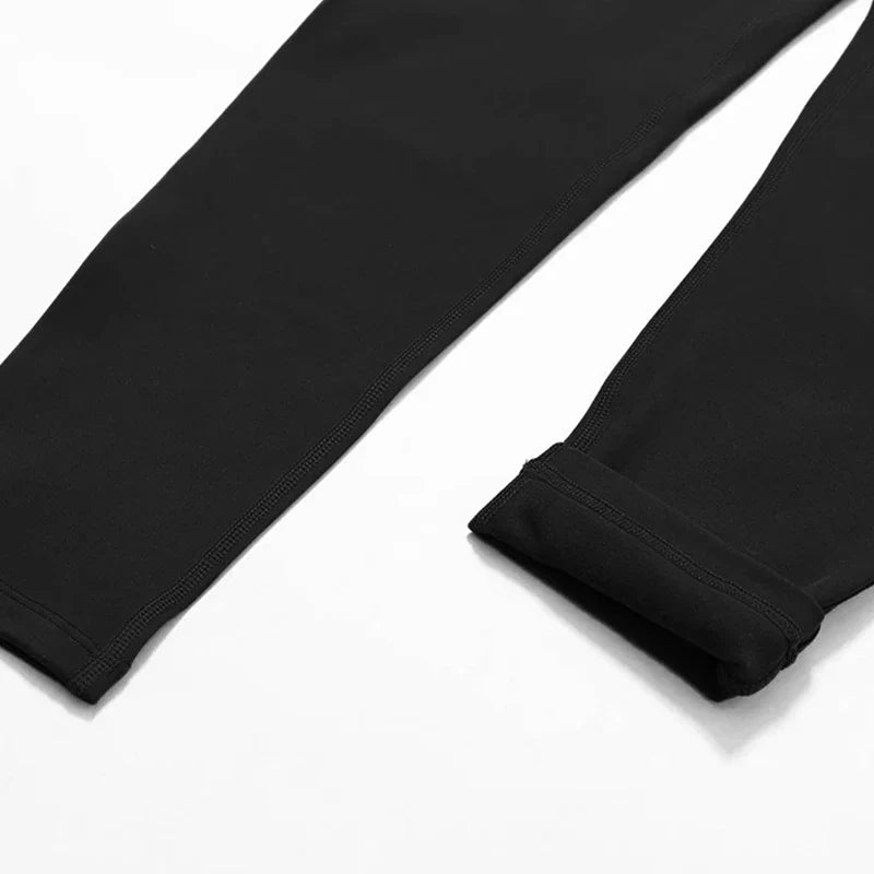 Combinaisons de sport chaudes en peluche pour femmes, survêtement une pièce, Fitness, ensembles de gymnastique d'hiver, manches longues, body d'exercice noir pour femme
