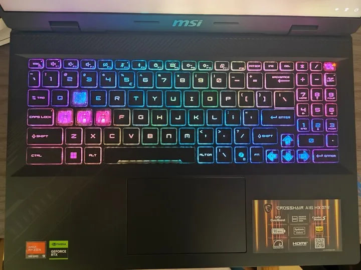 Ordinateur portable de jeu MSI Crosshair A16 HX 2025 – Écran IPS QHD 2.5K 240Hz de 16 pouces, Netbook AMD Ryzen R9-7945HX, 32 Go, 2 To, RTX5060