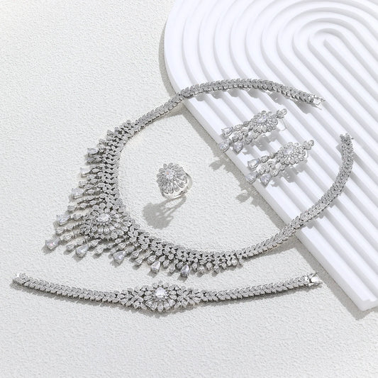 Nouveauté 2023 Ensemble 4 pièces Collier Femme Bijoux Türkiye Ensemble de bijoux Femme Collier et Boucles d'oreilles de mariée Bracelet
