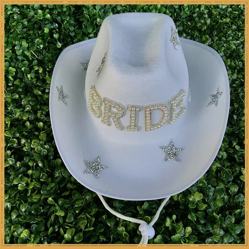 Chapeau de Cowboy blanc de mariée avec voile, perles et strass, chapeau de Cowgirl pour mariage, enterrement de vie de jeune fille, douche nuptiale, décoration, cadeau