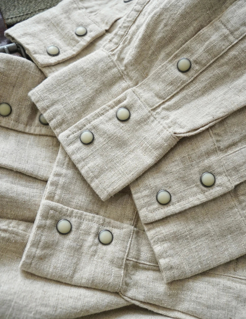 Chemise en lin Western Sle pour homme, décontractée, à manches longues, de couleur unie, coupe ample, col classique, boutonnée, tendance, kaki