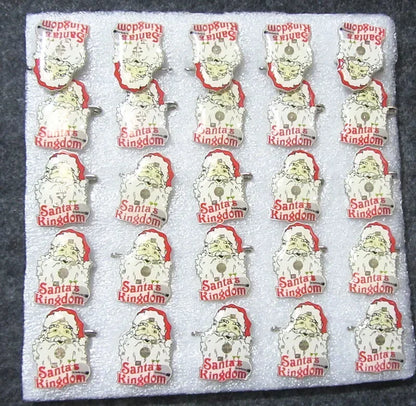 25pcs Broche Lumineux LED Clignotant Amour Fête Dessin Animé Badge Lumineux Cadeau Cosplay Noël Mariage Festival Halloween