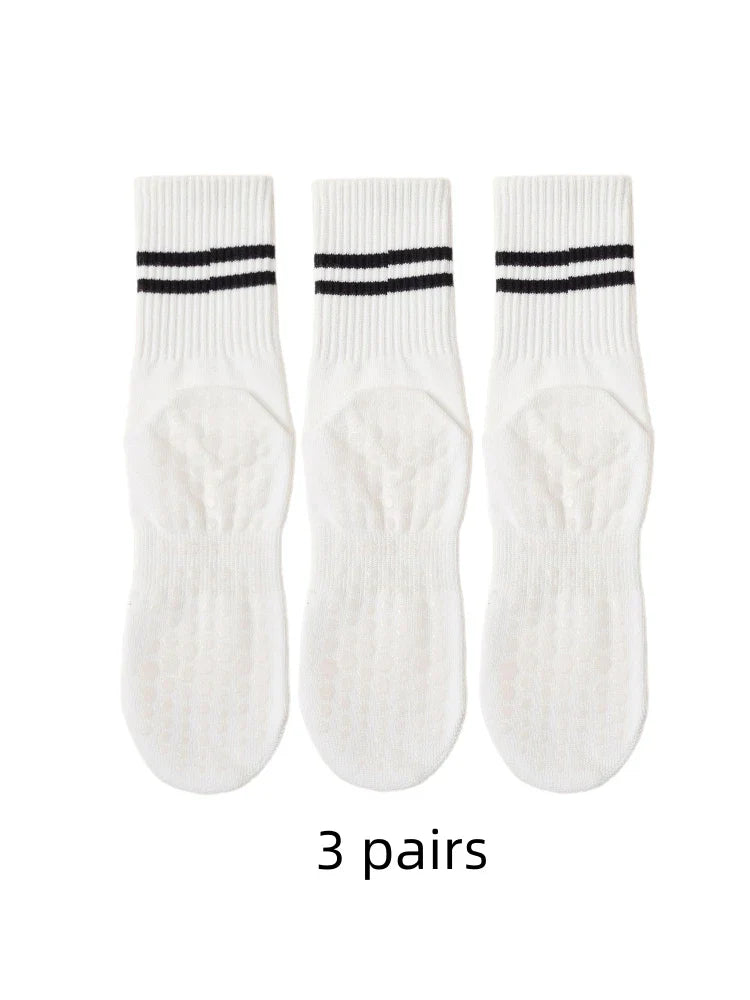 3 paires de chaussettes de yoga, longueur moyenne, en pur coton antidérapant avec silicone pour fitness et Pilates en intérieur, chaussettes de sport en gros pour femmes.