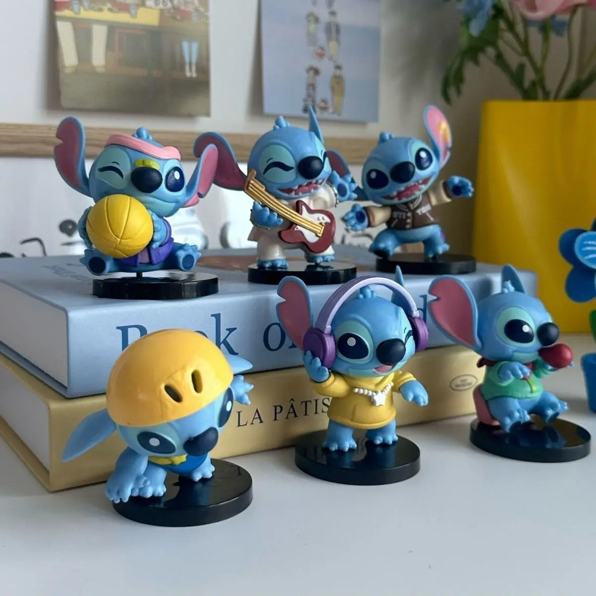 6.5-8cm Anime Figurine Lilo & Stitch Stitch Music Party Cute Cool Action Model Pvc Toy Collection Desktop Accessories Gift