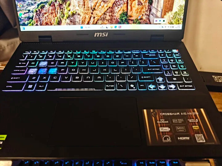 Ordinateur portable de jeu MSI Crosshair A16 HX 2025 – Écran IPS QHD 2.5K 240Hz de 16 pouces, Netbook AMD Ryzen R9-7945HX, 32 Go, 2 To, RTX5060