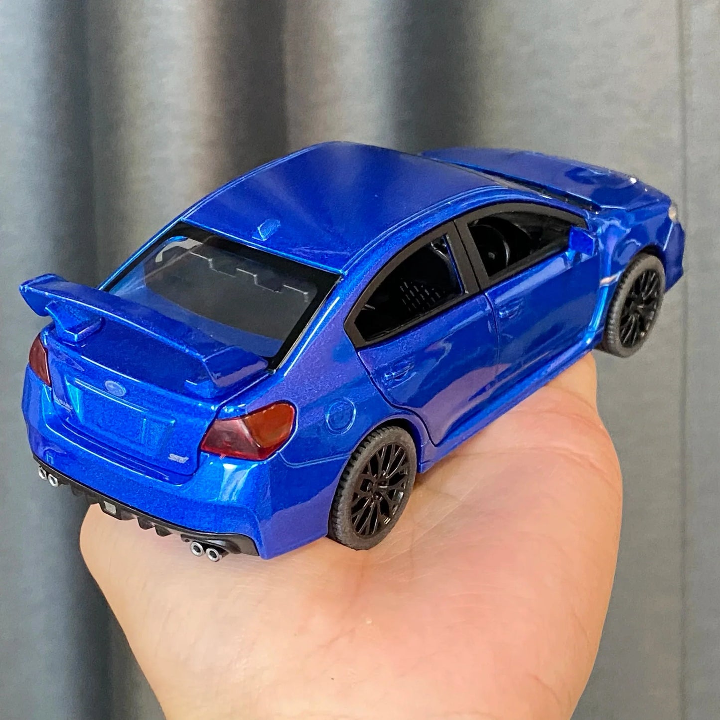 1:30 Subaru Impreza WRX STI 2020 supercar alliage moulé sous pression modèle accessoires de voiture ornements intérieurs de voiture saint valentin pour ami