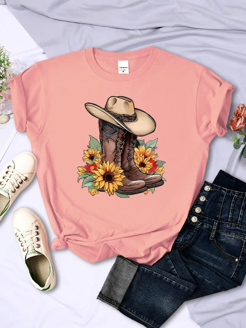 T-shirt femme motif cow-boy et bottes de l'Ouest, manches courtes décontracté et à la mode, col rond, coupe ample, vêtement de ville quotidien