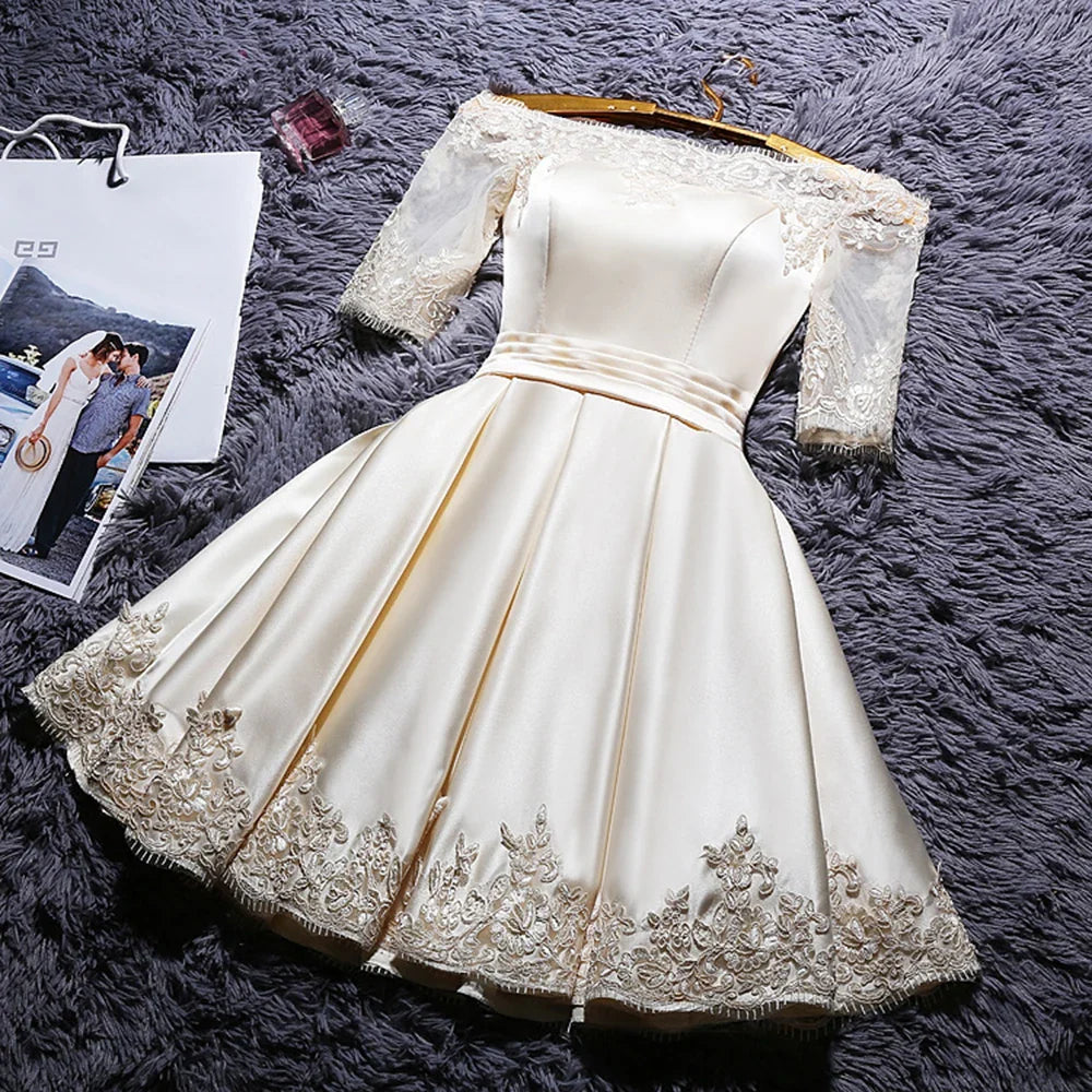 Élégantes robes de soirée épaules dénudées courtes en satin ligne A robe de cocktail avec demi-manches robe de soirée robes de bal