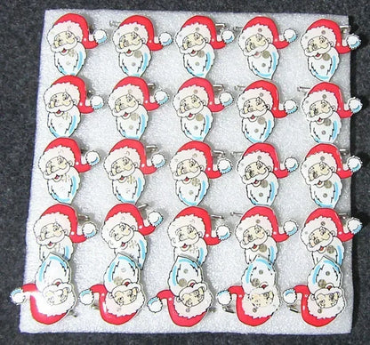 25pcs Broche Lumineux LED Clignotant Amour Fête Dessin Animé Badge Lumineux Cadeau Cosplay Noël Mariage Festival Halloween