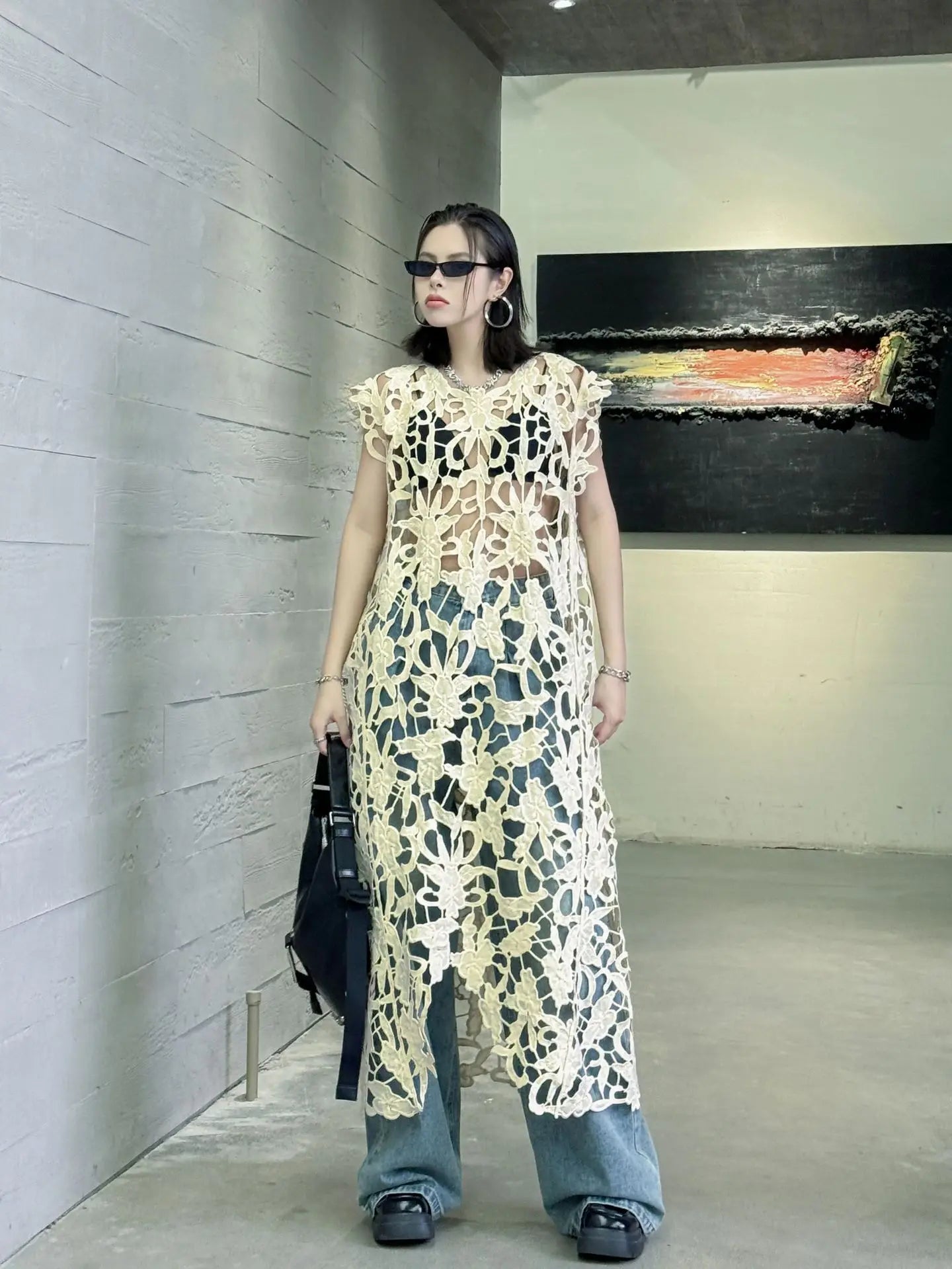 [EWQ] Chic belle Robe européenne à la mode femmes vêtements crochet à motifs découpe Robe sans manches Robe noire 2025 été nouveau