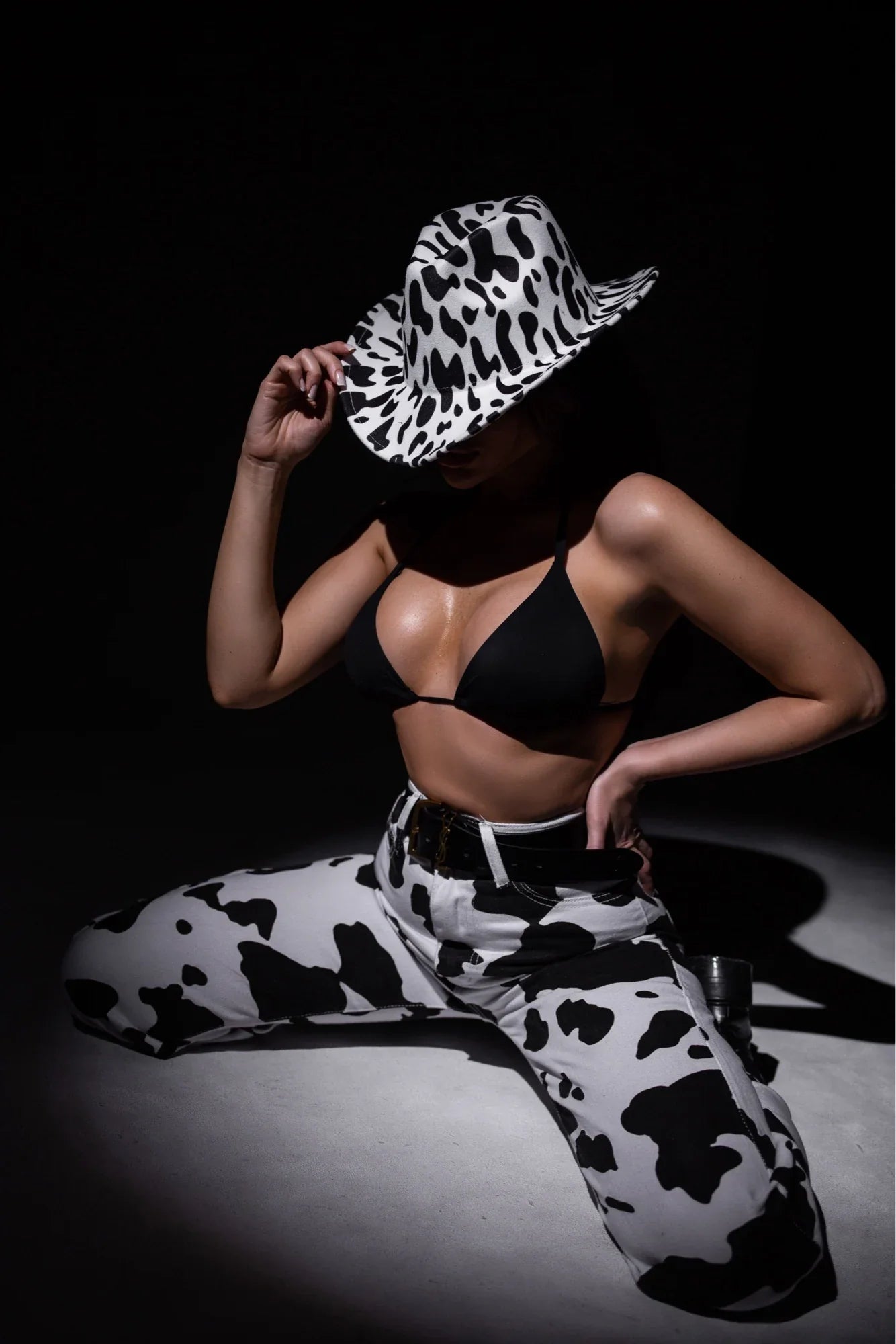 Chapeau de cowboy divers accessoires chapeau de cowboy monochrome en feutre chapeau d'extérieur homme et femme chapeau de cavalier chapeau femme