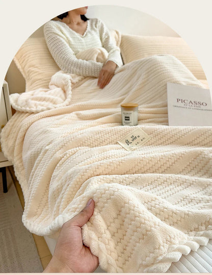 Category A Thickened Jacquard Velvet Autumn Warm Winter Blanket Soft Delicate Warmth Sofa Blankets for Thorw Comfortable Duvet