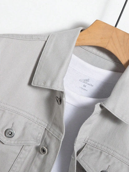 Men's denim jacket for spring and autumn. Gray denim coat. Versatile for daily casual wear. Fashionable and trendy.