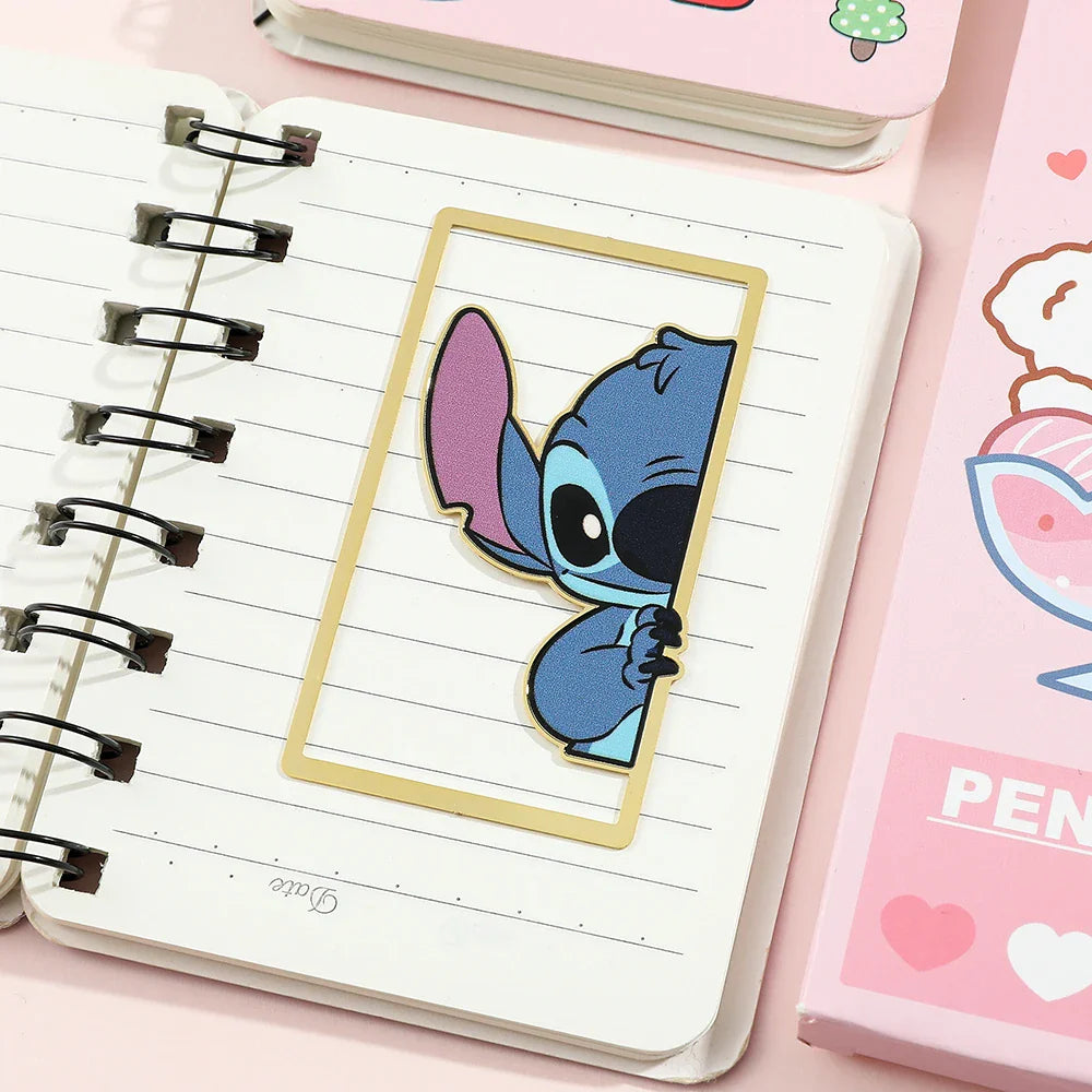 Stitch Love Artificial Leather Corner Bookmark for Friends, Family, Teachers, Teenagers, Kawaii Book Accessories, Creative Gifts
