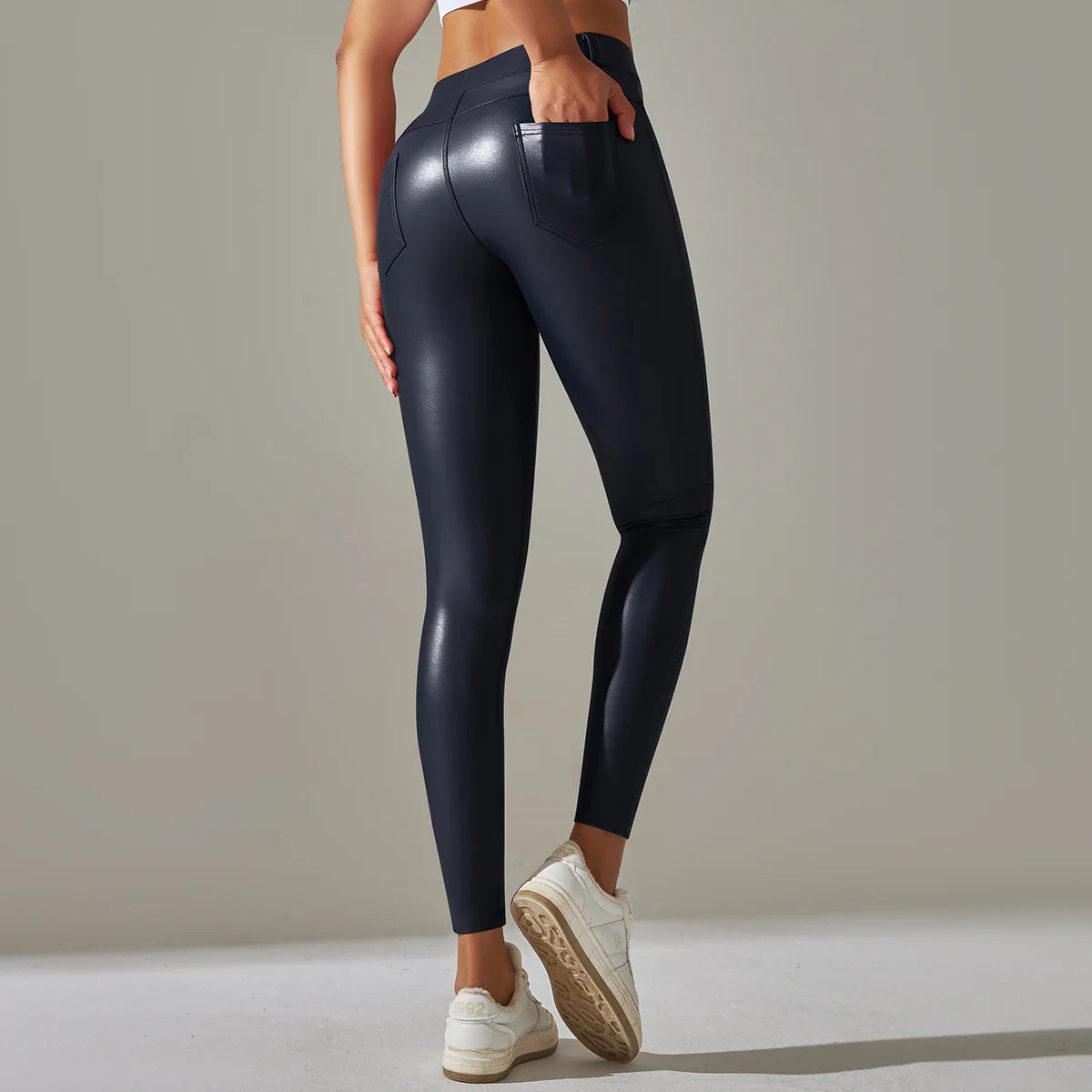 Leggings en cuir PU femmes Sexy Scrunch fesses Leggings filles Faux cuir pantalon taille haute Push Up Leggings décontractés 6 couleurs