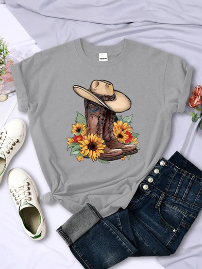 T-shirt femme motif cow-boy et bottes de l'Ouest, manches courtes décontracté et à la mode, col rond, coupe ample, vêtement de ville quotidien