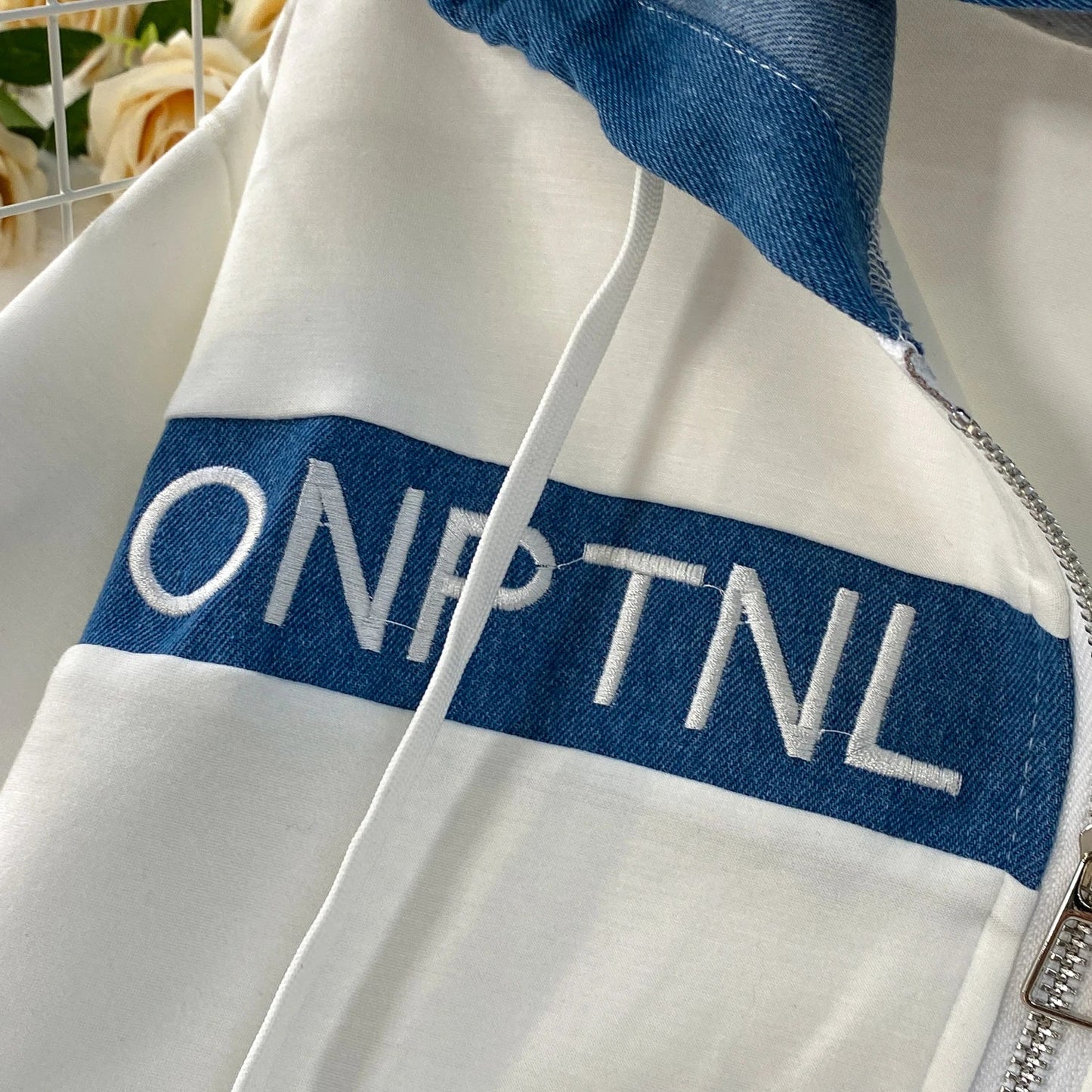 Cowboy patchwork hooded jacket fashionable sports suit women's summer 2025 new two-piece set popular age reducing pants