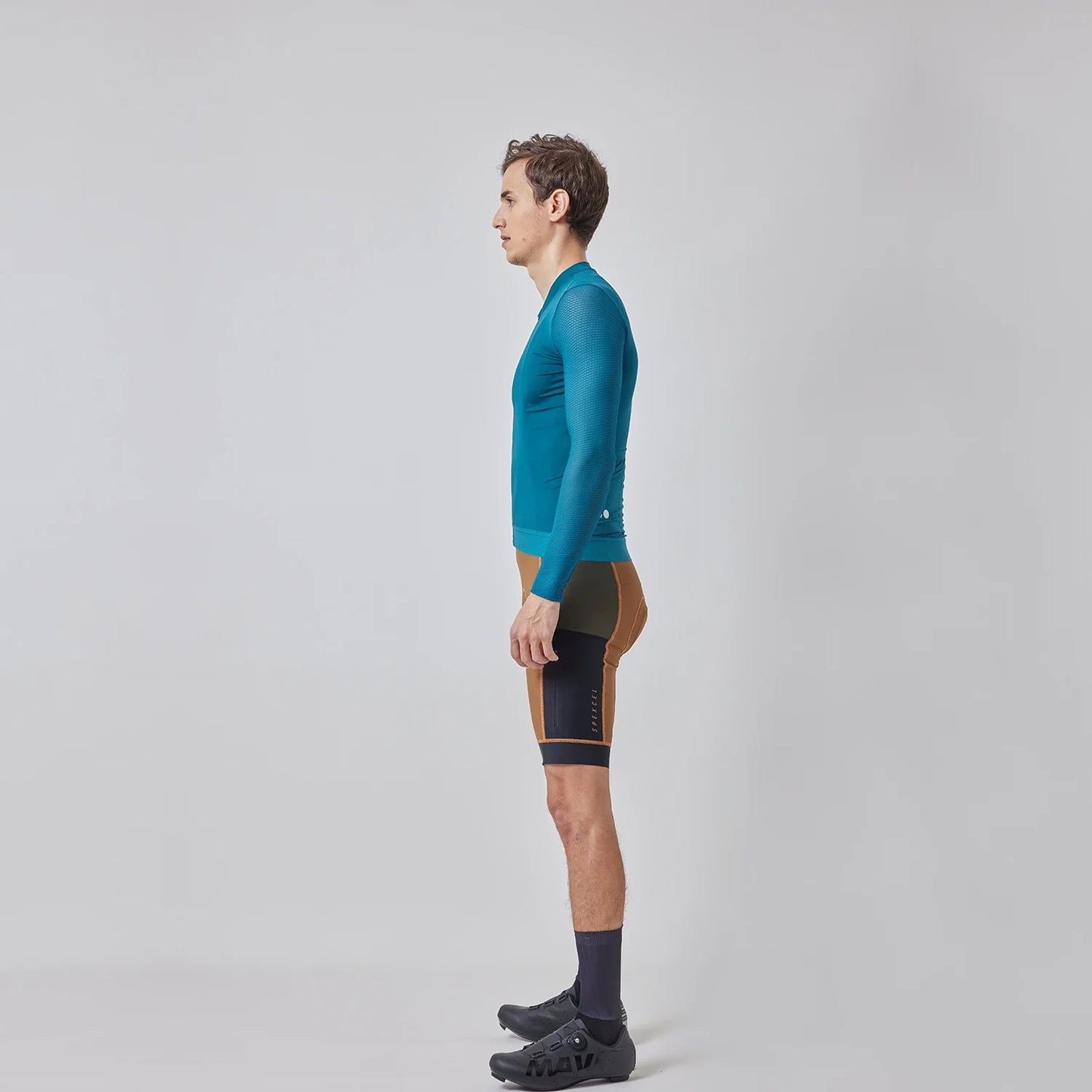 SPEXCEL nouveau maillot de cyclisme professionnel à manches longues été tissu léger conception à col bas avec manches en maille légère pour hommes
