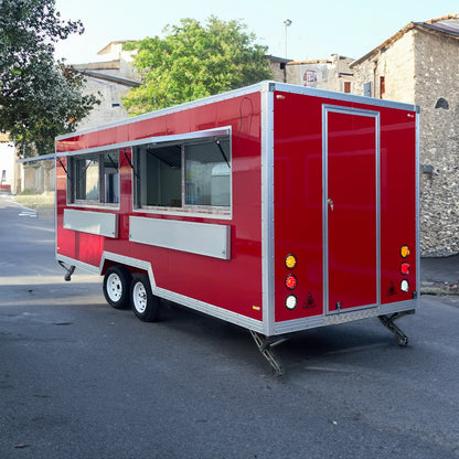 Chariot de distribution rapide de nourriture, camion de collations mobile, certifié CEE CE, remorque de boissons Airstream entièrement équipée, chariot de nourriture.