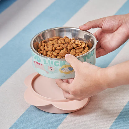Single pet feeding bowl with large pet feeding capacity. Removable design for easy cleaning. Essential for home pets.pet bowl.