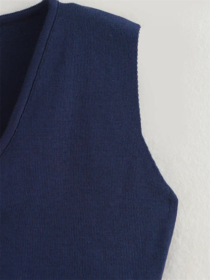 Zevity New Women Fashion V Neck Sleeveless Golden Buttons Knitted Vest Sweater Female Chic Solid Color Slim Cardigan Tops LS6273