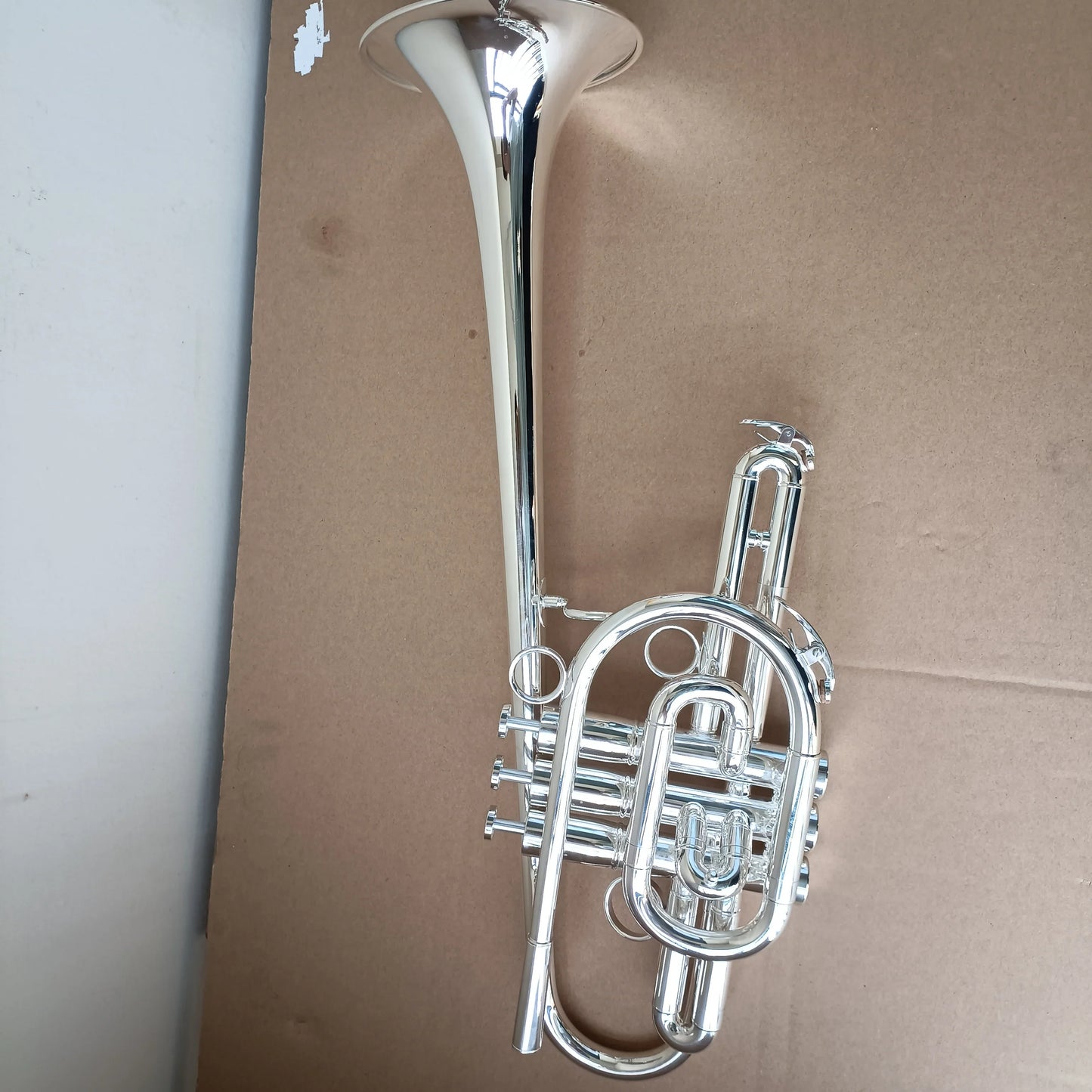 JYTR - E170 Marching Trompette B clé Plaque argentée Excellente qualité et bon son avec embouts de boîtier