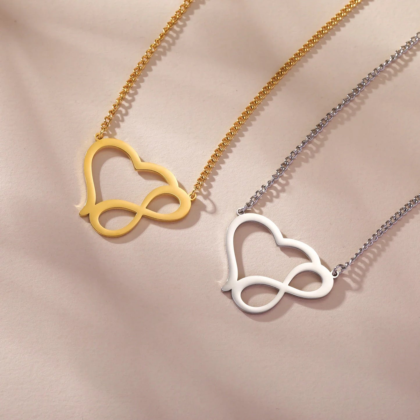 Skyrim Infinite Love Pendant Necklace Stainless Steel Women's Fashion Jewelry Necklace Couple Christmas Day Jewelry Gift