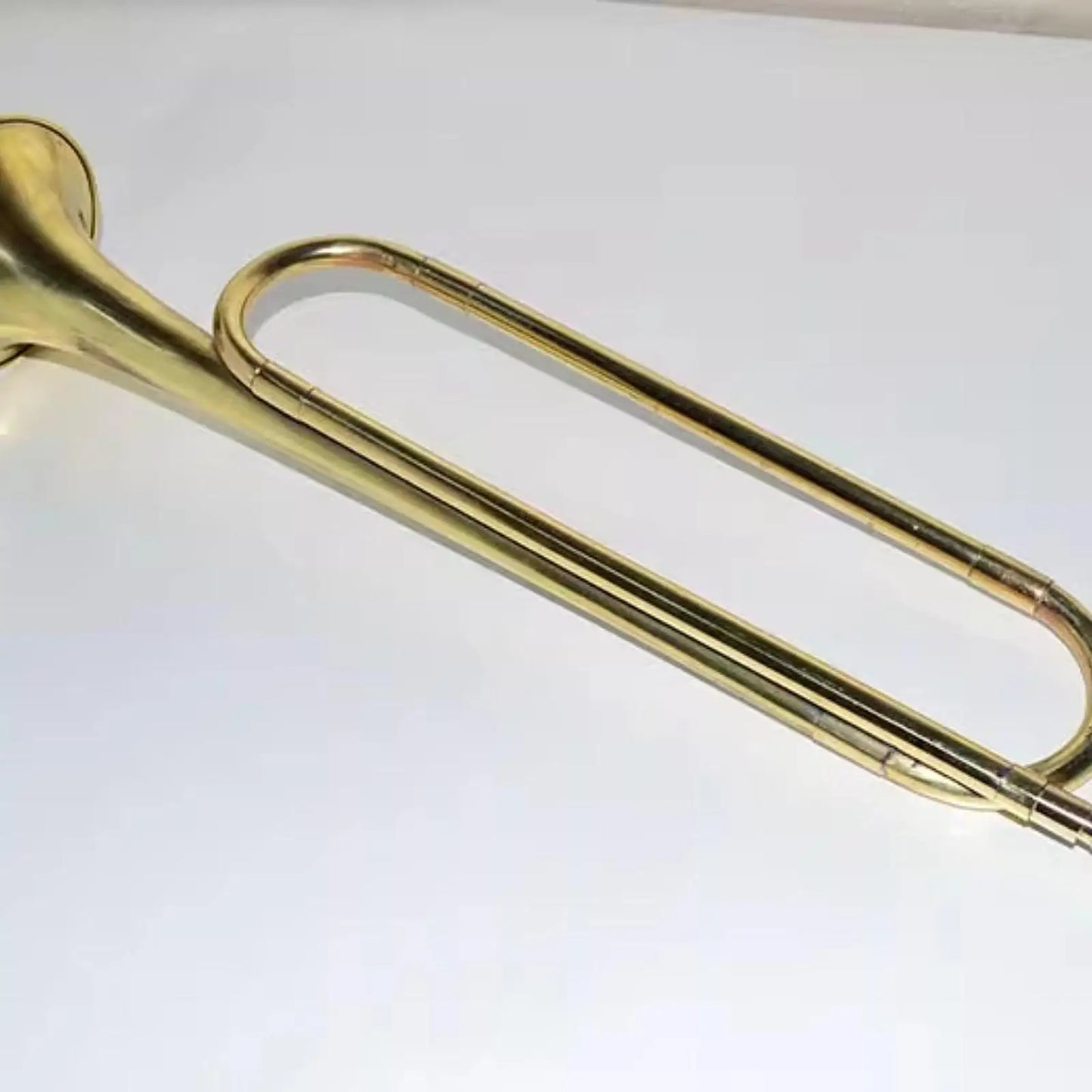 Trompette de cavalerie en laiton doré, Instrument de musique BB Bugle pour atmosphère de Festival