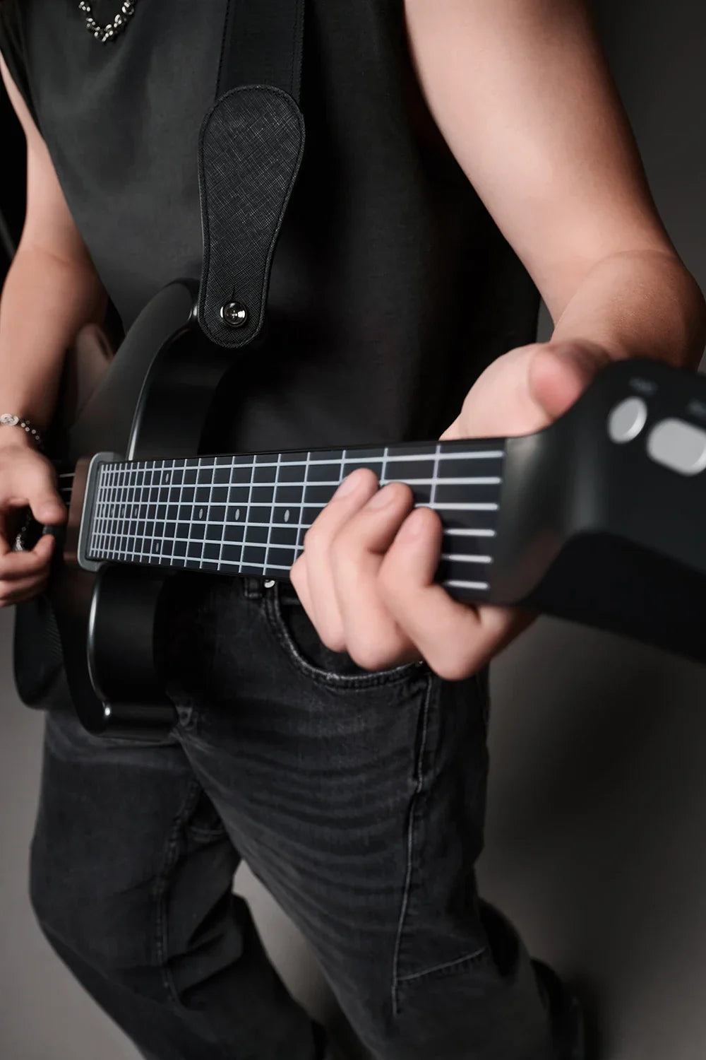 AeroBand – guitare électrique détachable, corde en Silicone indolore, tout-en-un, 9 Styles sonores, basse acoustique avec port micro