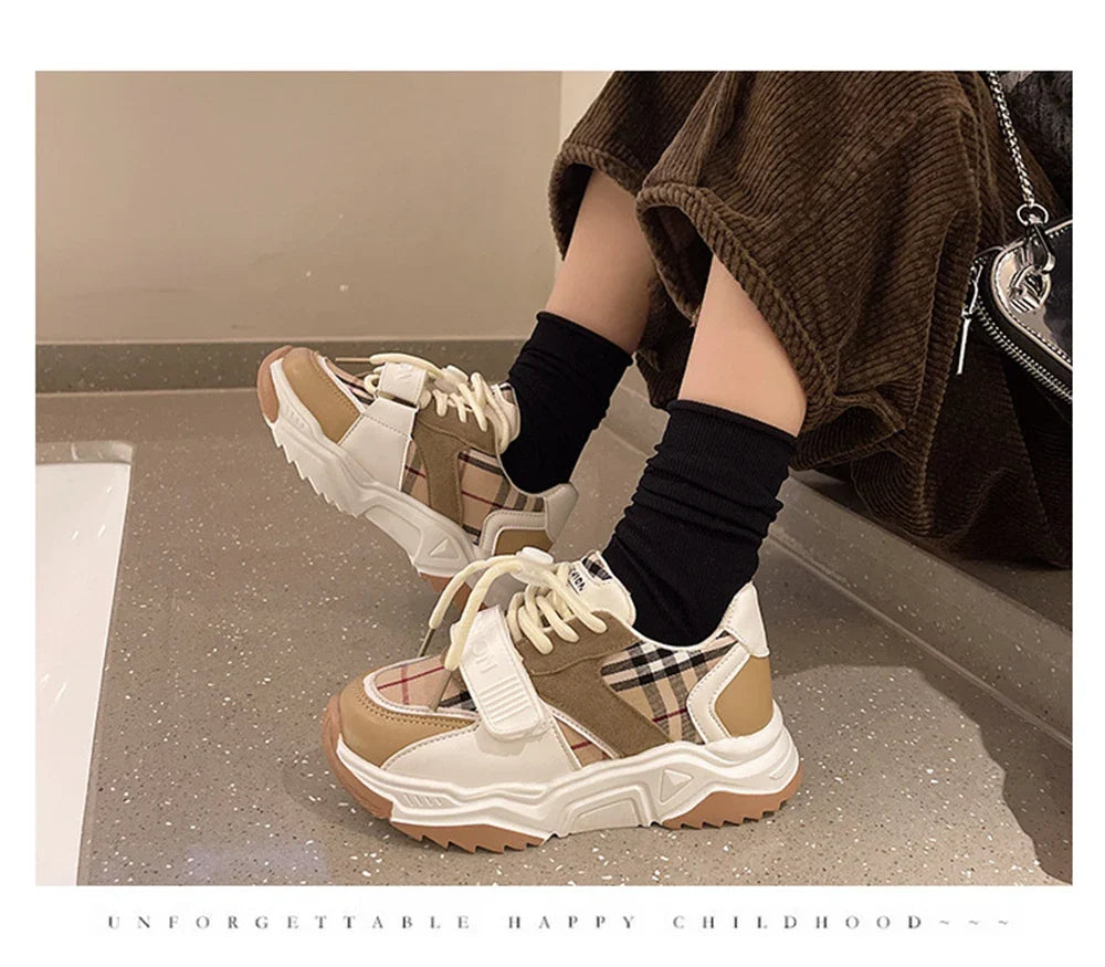 Chaussures de sport pour enfants garçons et filles automne nouvelles chaussures de tennis rétro moyennes et grandes, chaussures décontractées à carreaux pour étudiants