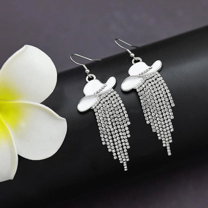 Boucles d'oreilles pendantes de cowgirl de l'Ouest, Chapeau en émail, Pendentif à pompon strass scintillant, Bijoux pour femmes pour bal, concerts country, rodéo, cow-boy