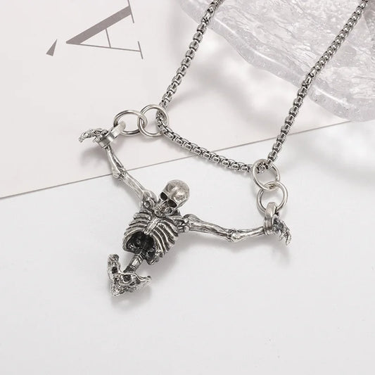 Men's Vintage Punk Gothic Captivity Skull Pendant Necklace Halloween Bat Eyes Body Accessory Cool Rock Party Biker Jewelry