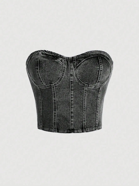 Sexy cowgirl crop top with retro cinched waist design, featuring a short length and a backless style, suitable for wearing as an