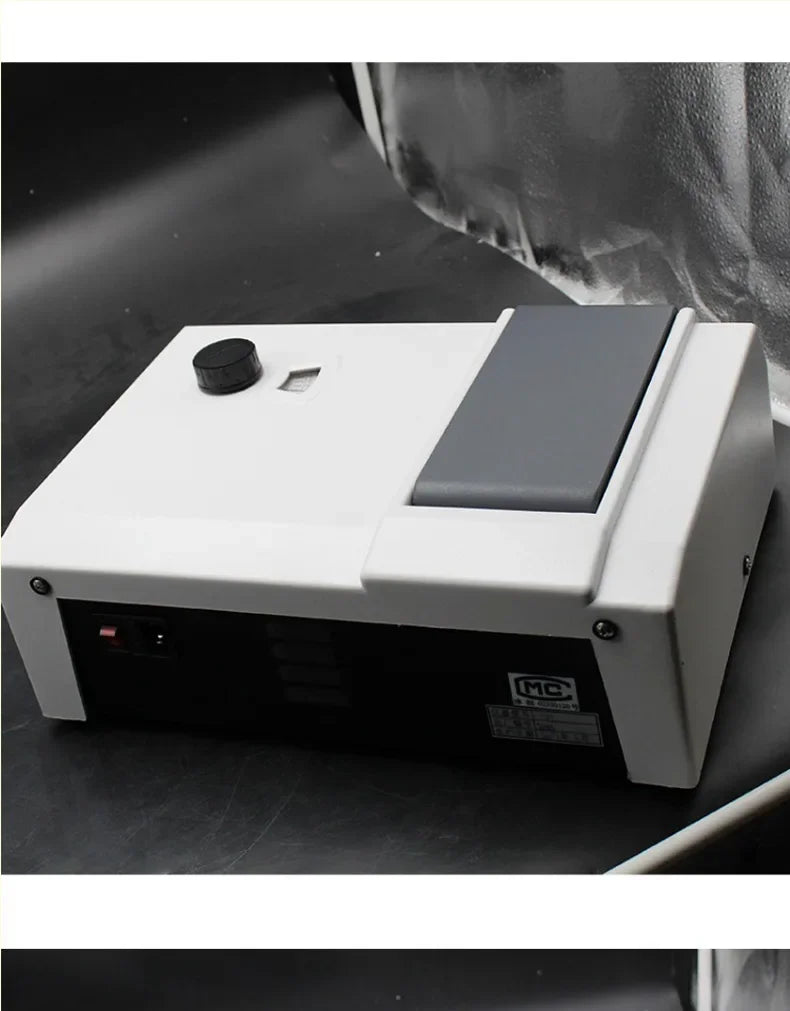 Digital Glossmeter 325-1050nm Wavelength Paint Ink Paper Plastic Metal Spectrophotometer 752B