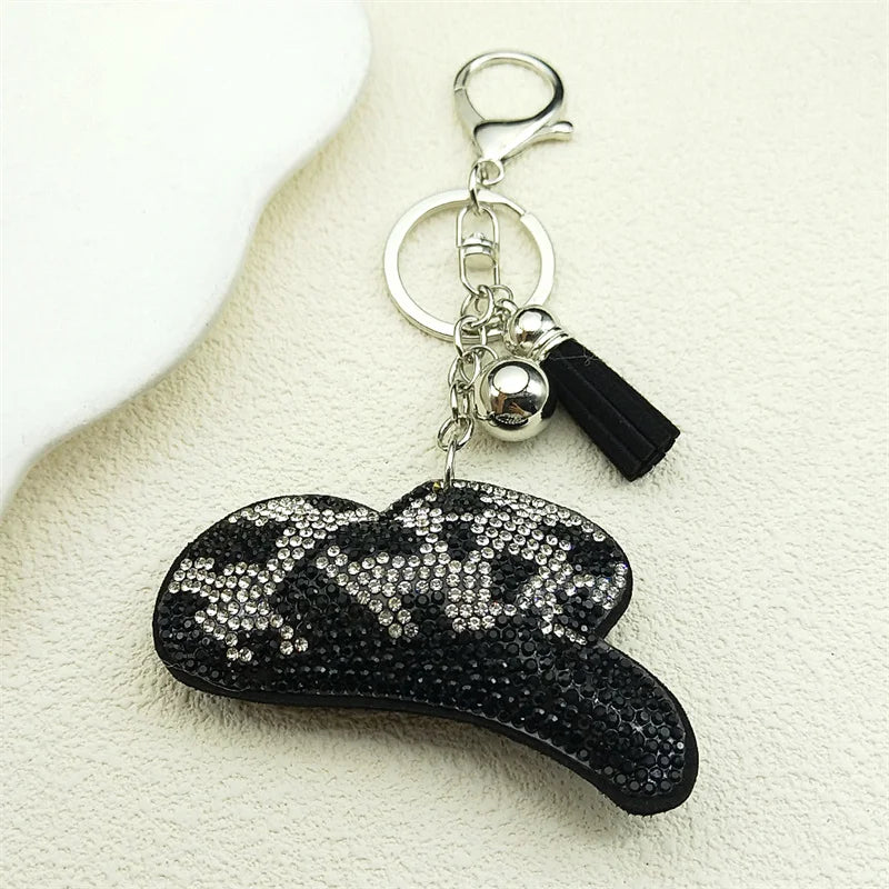 Porte-clés rétro imprimé léopard pour femmes et hommes, chapeau de Cowgirl, pompon noir, strass, breloque pour sac d'homme, porte-clés suspendu, bijoux cadeaux