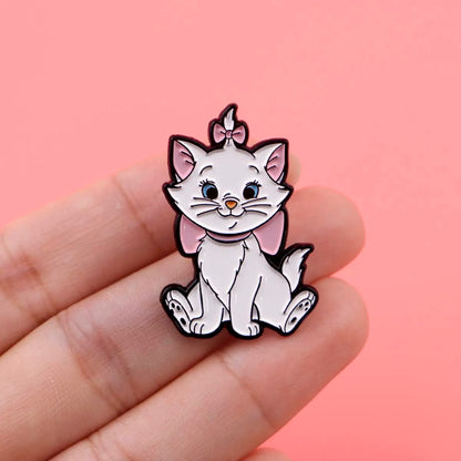 Adorables épinglettes Lilo et Stitch en émail, broches pour sac à dos, broches pour vêtements, badges, jolis accessoires de bijoux