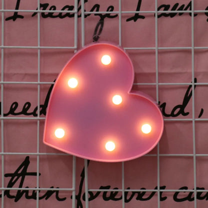 Lumière LED décorative avec lettre en forme de cœur pour la Saint-Valentin