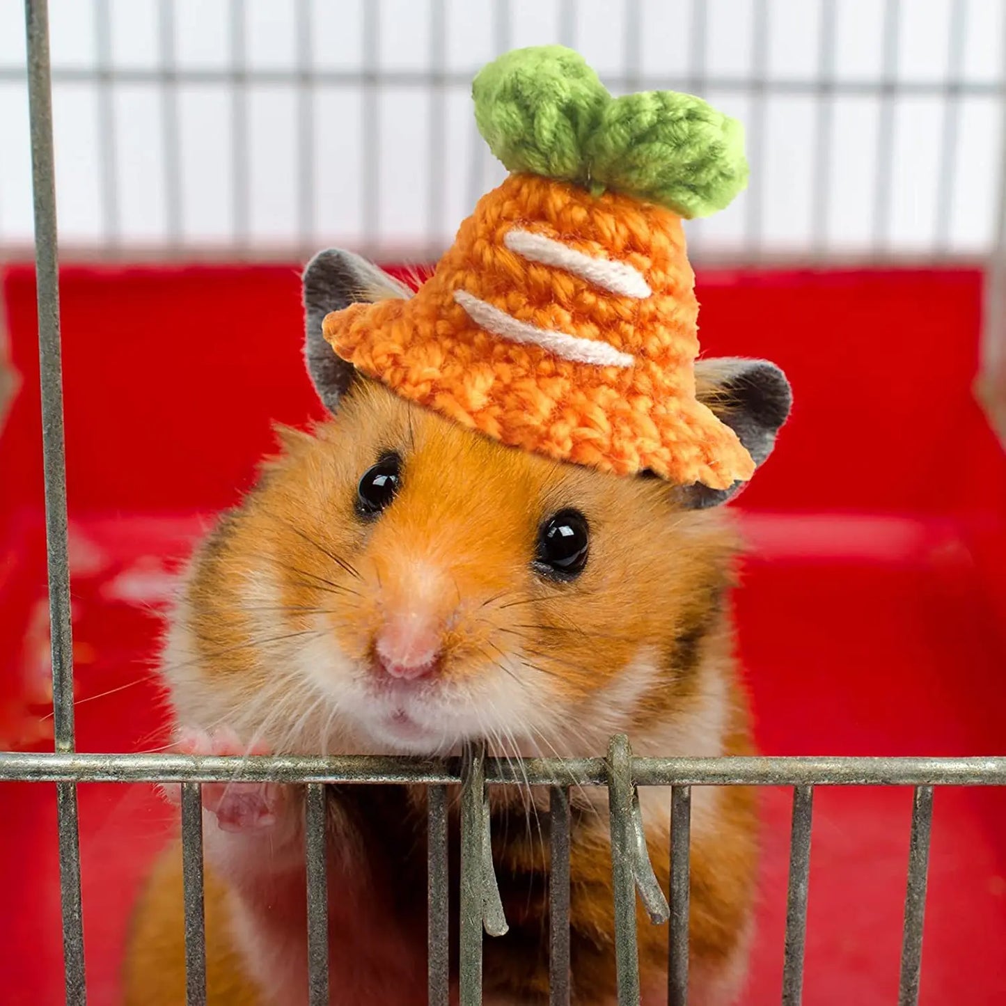 Cute Handmade Knitted Hat Hamster Decoration Chipmunk Guinea Pig Hamster Accessories Hamster Toy Halloween Christmas Pet Decor