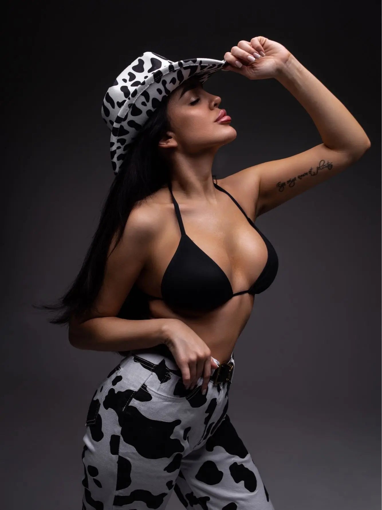 Chapeau de cowboy divers accessoires chapeau de cowboy monochrome en feutre chapeau d'extérieur homme et femme chapeau de cavalier chapeau femme