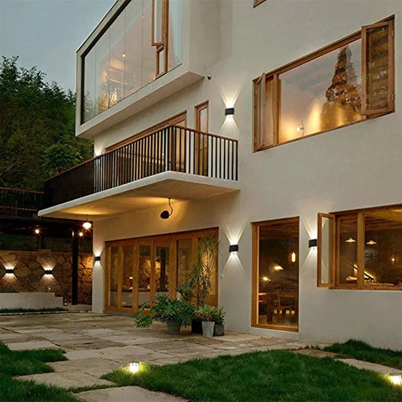 Mur LED lumière extérieure intérieure 2W 4W 6W 8W 10W AC85-265V haut vers le bas blanc noir lumière moderne pour maison jardin chambre couloir