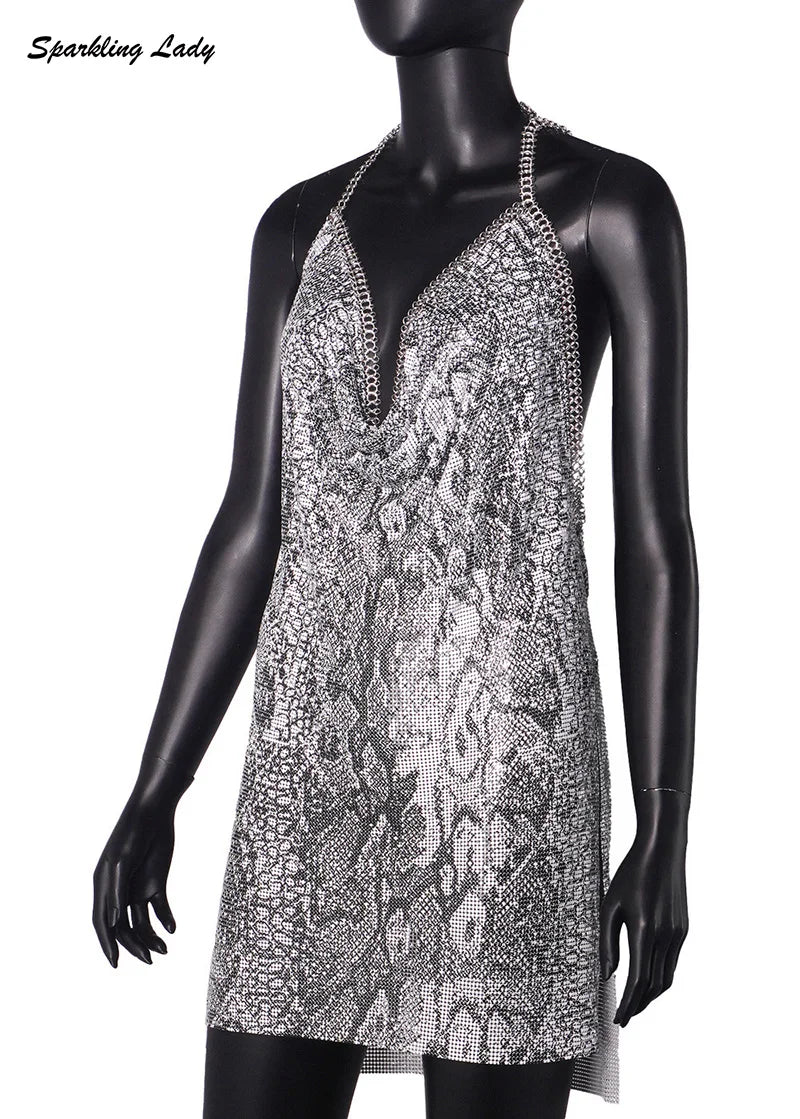 Sexy Hot Pink Glitter Sequin Party Dresses Bling Aluminum Chainmail Dress Backless Halter V Neck Side Slit Metal Party Outfit